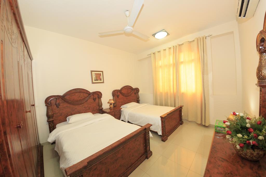 Dar Al Deyafa Hotel Apartment Маскат Екстер'єр фото